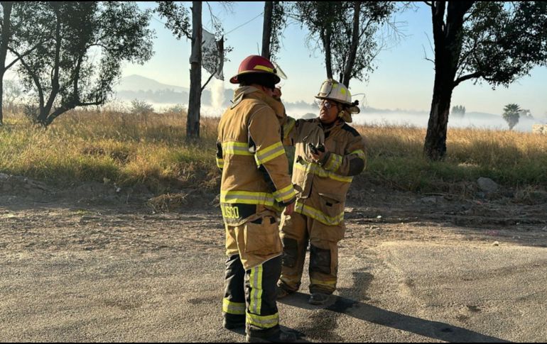 La CFE cortó la energía eléctrica en colonias para evitar riesgos, mientras que la Conagua cerró las compuertas de El Salto para evitar la contaminación del agua. ESPECIAL / UEPCBJ