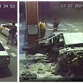 Coche explota al cargar gasolina y deja expuesto un cargamento de cocaína