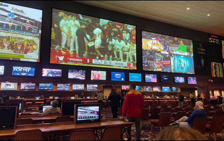 El Super Bowl LVIII, que se celebra en la llamada “Ciudad del Pecado” ha convocado a más de 400 mil personas. EL INFORMADOR.