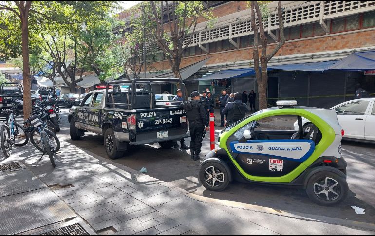 Los ladrones lograron escapar a bordo de una motocicleta luego de asaltar la joyería. ESPECIAL