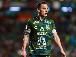 Andrés Guardado, quien tuvo que salir de cambio con Sebastián Santos en el partido frente al América por una lesión. IMAGO7.