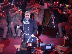 Además de las entradas, los ganadores podrán convivir con el intérprete de “Me dedique a perderte” y tomarse una foto con él. EL INFORMADOR / ARCHIVO