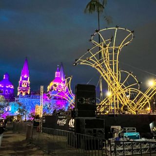 ¿Vas a GDL Luz? Aprovecha que el Tren Ligero extiende su horario durante los días del evento