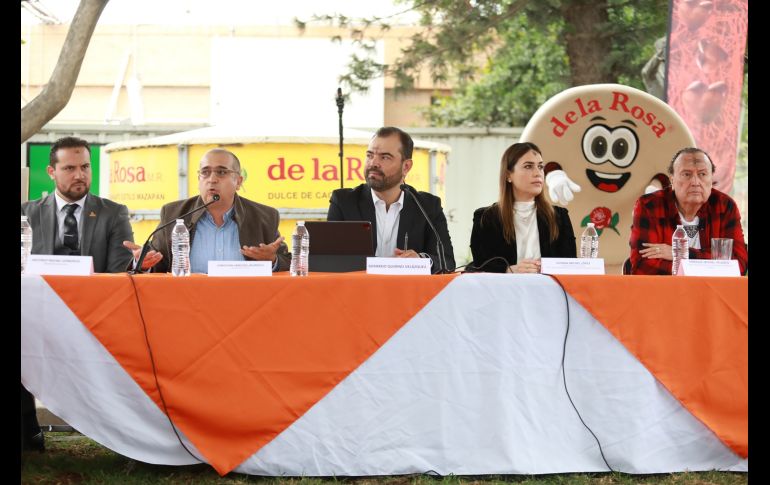 El diputado local de Movimiento Ciudadano y aspirante a la alcaldía de Tlajomulco de Zúñiga, Gerardo Quirino Velázquez, se reunió con empresarios en aquel municipio en el marco de los espacios llamados “Diálogos Tlajomulco”. CORTESÍA