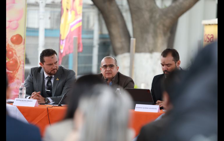 El diputado local de Movimiento Ciudadano y aspirante a la alcaldía de Tlajomulco de Zúñiga, Gerardo Quirino Velázquez, se reunió con empresarios en aquel municipio en el marco de los espacios llamados “Diálogos Tlajomulco”. CORTESÍA