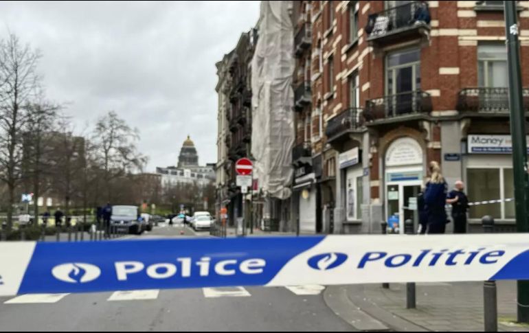 Uno de los tiroteos en Saint-Gilles se registró este martes, un día de celebración antes de la Cuaresma, cuando muchas escuelas están cerradas para permitir que los niños salgan a las calles. AP / S. Plazy