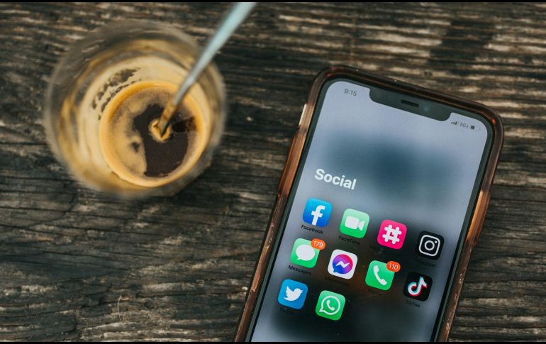 Las redes sociales se han convertido en los principales motores de búsqueda, especialmente en lo relacionado con productos y servicios. ESPECIAL / Foto de Nathan Dumlao en Unsplash