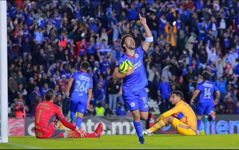 Ignacio Rivero celebra tras el autogol de Diego Reyes. IMAGO7/M. Contreras