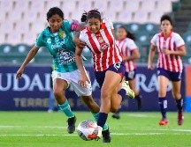 Tarde para el olvido la que vivieron las Chivas Femenil en el Estadio Nou Camp. IMAGO7.