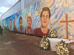 El mural de 423 metros cuadrados, estuvo a cargo de los artistas celayenses Gerardo David Rivera Suaste, 