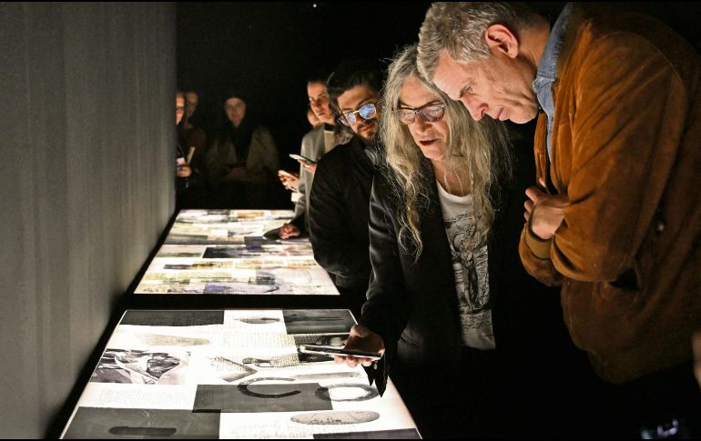 Patti Smith y Stephan Crasneanscki, de Soundwalk Collective, estarán en el FIM para ofrecer al público tapatío “Correspondences”. AFP