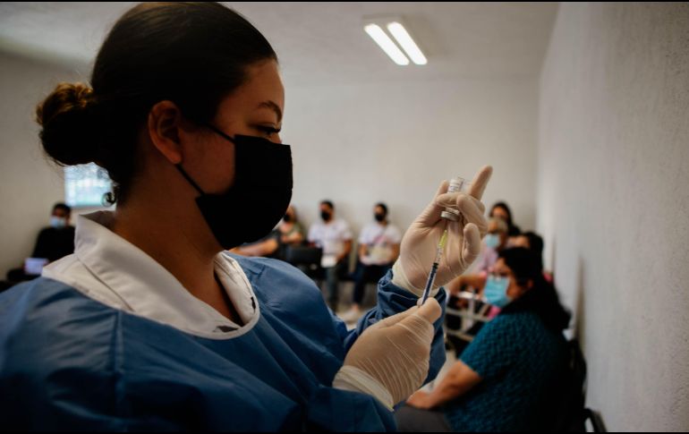 La OMS recomendó continuar con todas las medidas preventivas, incluso después de la vacunación contra el COVID-19. EL INFORMADOR / ARCHIVO