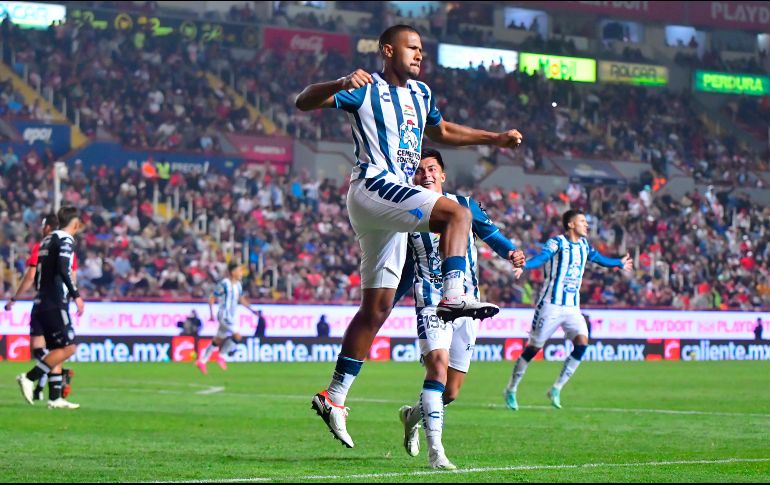 Salomón Rondón igualó el marcador por la vía penal al minuto 87. IMAGO7/R. Balandrán