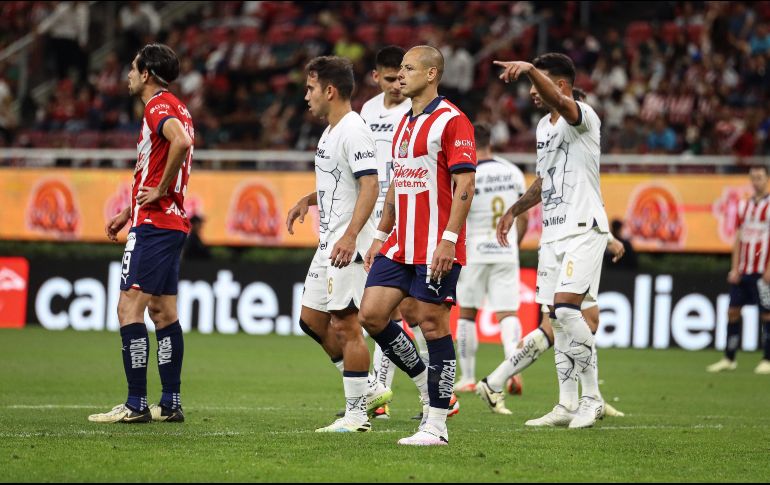 Esta noche el ex delantero del Real Madrid y Manchester United volvió a tener minutos con la camiseta del Guadalajara. EL INFORMADOR/ H. Figueroa.