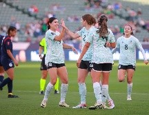 Las aztecas lograran la hazaña de derrotar a las barras y las estrellas por un marcador de 2-0. IMAGO7.