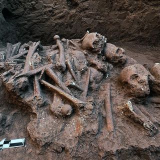 Hallan sistema funerario prehispánico en Nayarit durante obras públicas