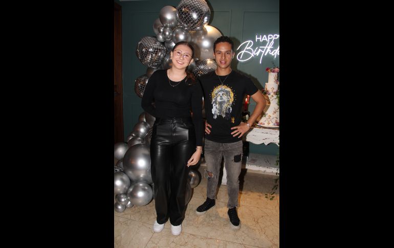 Itzel Gómez y Leonardo Borrego. GENTE BIEN JALISCO/ Esmeralda Escamilla