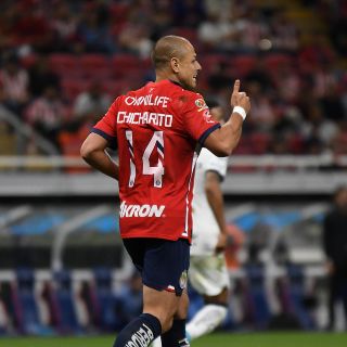 ¡“Chicharito” inicia de titular ante León!