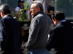 Se indagó en el sitio oficial del Registro Público Vehicular (REPUVE) el tipo de automóvil que utilizó Pío López Obrador al salir del careo que tuvo con Loret de Mola. SUN / B. Fregoso