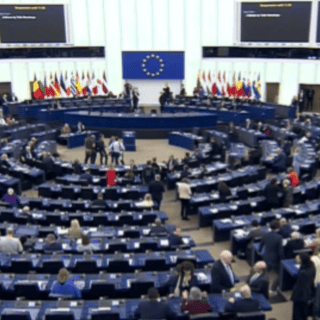 Parlamento Europeo pide un alto el fuego "inmediato" en Gaza