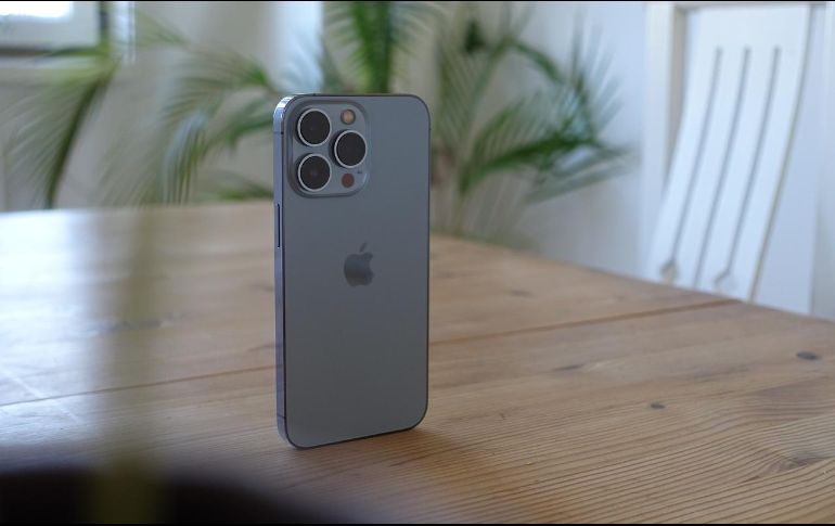 Este es el momento perfecto para renovar tu dispositivo móvil o incluso para dar un regalo especial a un ser querido, pues la tienda ha lanzado una gran oferta de un iPhone 13 Pro de Apple a un precio muy tentador. Pixabay