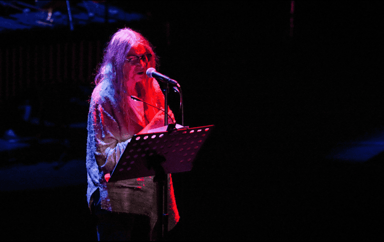 Patti llevó al público por una gama de emociones y reflexiones a través de tópicos como la naturaleza, el entorno, la vida, la fauna y las emociones. EL INFORMADOR/H.FIGUEROA