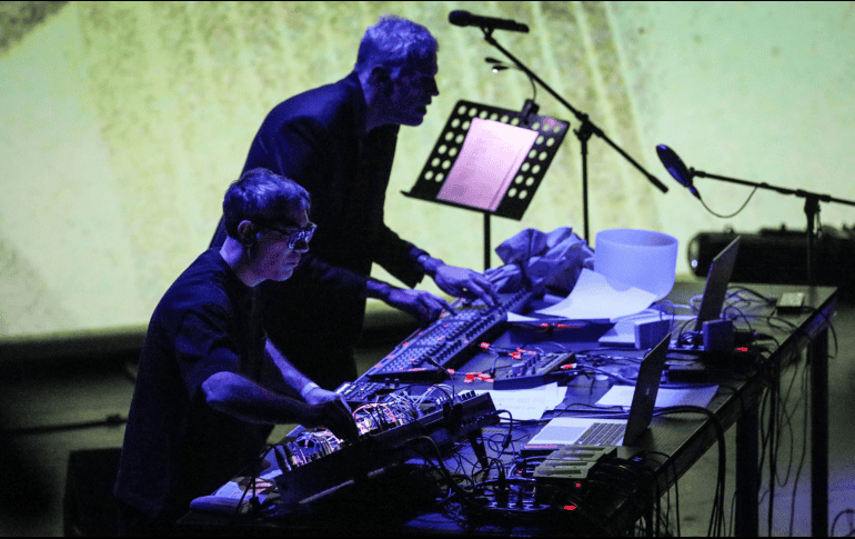 Patti llevó al público por una gama de emociones y reflexiones a través de tópicos como la naturaleza, el entorno, la vida, la fauna y las emociones. EL INFORMADOR/H.FIGUEROA