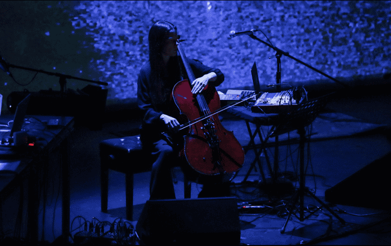 Patti llevó al público por una gama de emociones y reflexiones a través de tópicos como la naturaleza, el entorno, la vida, la fauna y las emociones. EL INFORMADOR/H.FIGUEROA