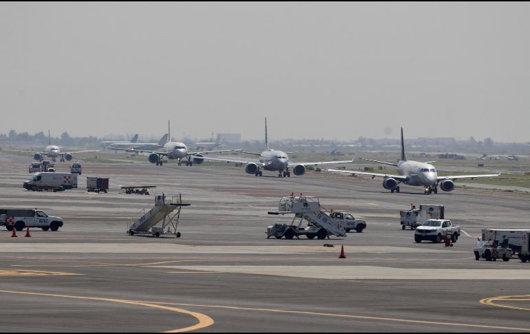 El vicealmirante Carlos Velázquez Tiscareño de la Dirección General del Aeropuerto Internacional de la Ciudad de México. SUN / ARCHIVO
