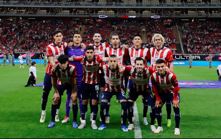 Con el ánimo de vuelta, las Chivas visitarán este sábado 2 de marzo a las 19:05 horas al Cruz Azul en el Estadio Azteca, partido que será uno de los principales atractivos de la Jornada 10 del Clausura 2024, y también del que se espera la mayor asistencia en lo que va del torneo. IMAGO7