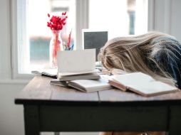 De siete a ocho horas es lo ideal de tiempo de sueño para una persona. Pexels.