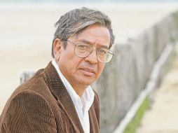 El escritor fue reconocido con el Premio Latinoamericano de Narrativa Colima por “Ciudades desiertas”. AFP