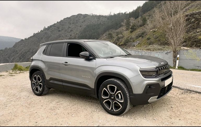 El Avenger es un auto de conducción agradable, suspensión cómoda y dirección precisa. CORTESÍA