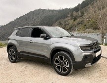 El Avenger es un auto de conducción agradable, suspensión cómoda y dirección precisa. CORTESÍA