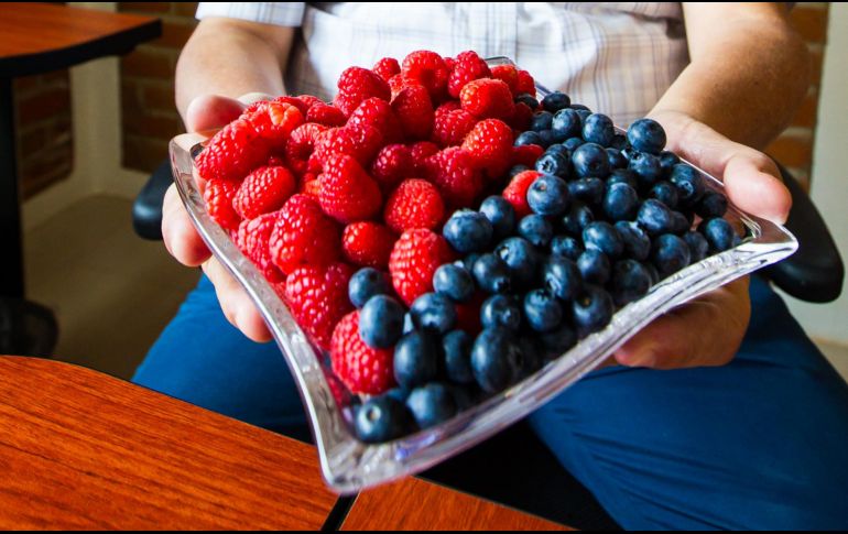 Los frutos rojos contienen compuestos que protegen al corazón y mejoran la función de los vasos sanguíneos. EL INFORMADOR / ARCHIVO