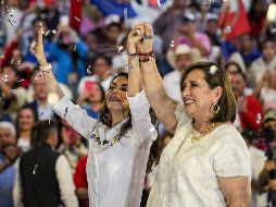 Laura Haro, recibió a Xóchitl Gálvez quien visitó Jalisco por primera vez. EL INFORMADOR/ H. Figueroa.