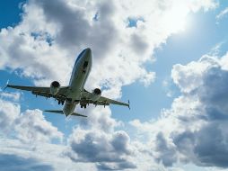 Esta reconocida aerolínea está de fiesta por su aniversario y gracias a ello habrá diversos descuentos que podrán disfrutar todos sus clientes. Unsplash.