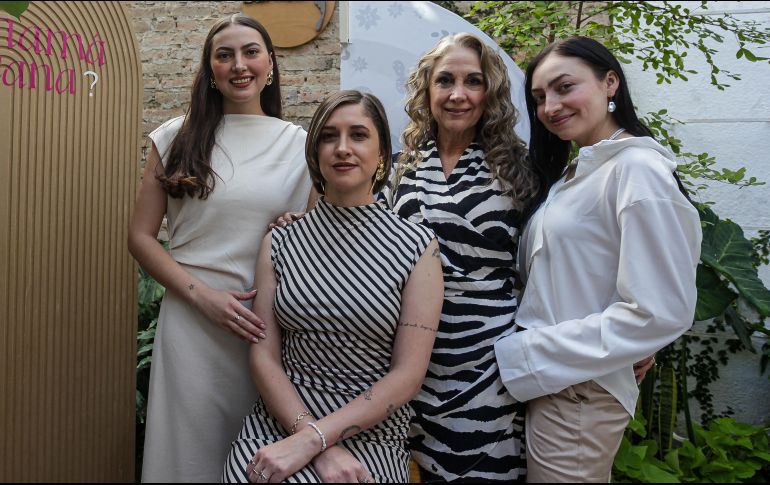 Regina Arauz (Al centro y sentada), socia del proyecto. EL INFORMADOR/H. Figueroa