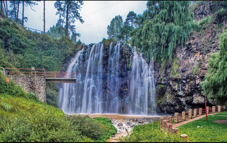 Las cascadas son uno de los principales atractivos de la zona. CORTESÍA