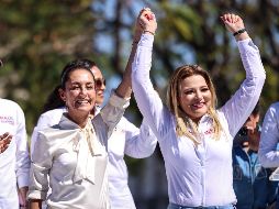Ante la visita de Claudia Sheinbaum a Guadalajara y frente a miles de simpatizantes de la coalición Sigamos Haciendo Historia en Jalisco, la candidata a la gubernatura, Claudia Delgadillo, presentó un decálogo de ejes temáticos para sus propuestas de campaña. EL INFORMADOR / H. Figueroa