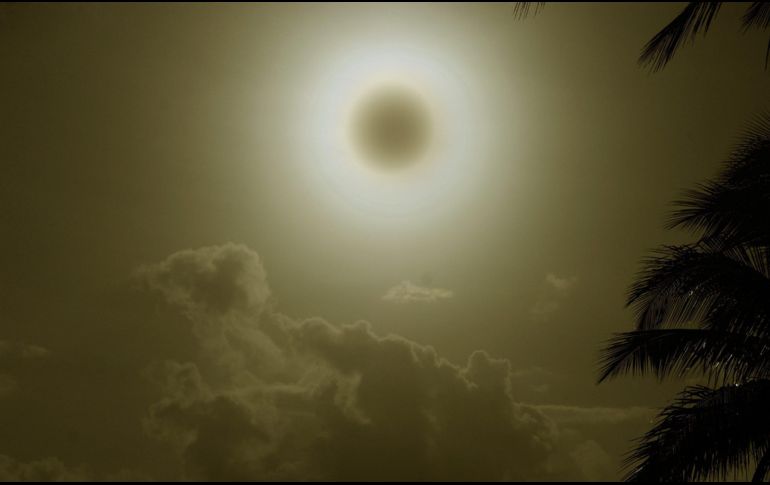 En Mazatlán la fase total del eclipse empezará a las 11:07:25 a. m. y terminará a las 11:11:45 a. m. EFE/Archivo
