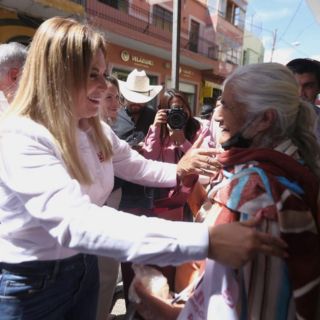 Presenta Claudia Delgadillo sus propuestas al pueblo de Arandas