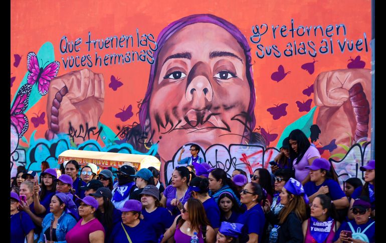 Miles de mujeres se reunieron en diferentes puntos de la ciudad de Guadalajara  como parte de las manifestaciones del Día Internacional de la Mujer, celebrado el 8 de marzo. EL INFORMADOR / A. Navarro
