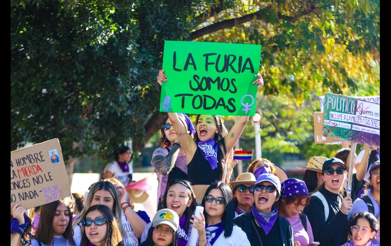 Miles de mujeres se reunieron en diferentes puntos de la ciudad de Guadalajara  como parte de las manifestaciones del Día Internacional de la Mujer, celebrado el 8 de marzo. EL INFORMADOR / A. Navarro