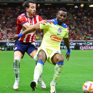 Chivas y América condenan racismo contra Julián Quiñones