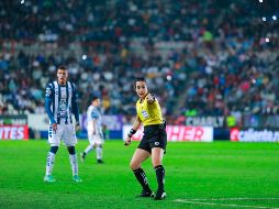 Luego de 20 años regresó una mujer estuvo como juez central en un partido de Primera División. IMAGO7