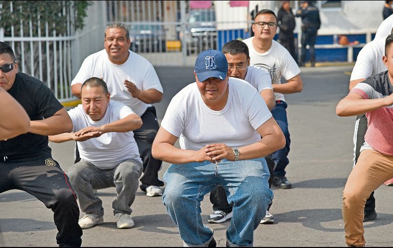 El ejercicio ayuda a mantener la salud física y emocional. AFP