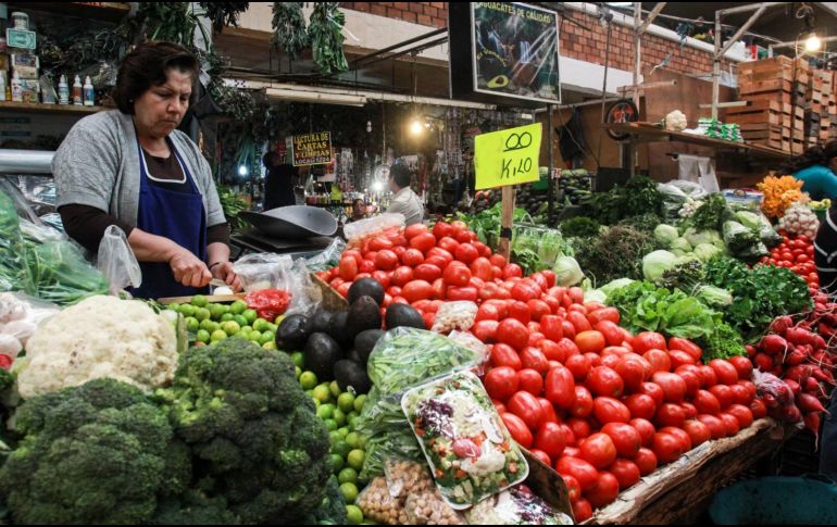 La fibra que contiene esta verdura es soluble, lo que disminuye la concentración del colesterol en la sangre, evitando que se “sedimente”. EL INFORMADOR / ARCHIVO