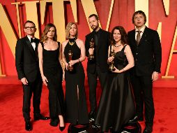 Las lentejuelas también abundaron en la fiesta de Vanity Fair, cuyo código de vestimenta podría calificarse como 