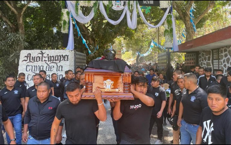 El Presidente de la República se dirigió a los padres del joven que perdió la vida y reiteró su compromiso de que no habrá impunidad. SUN